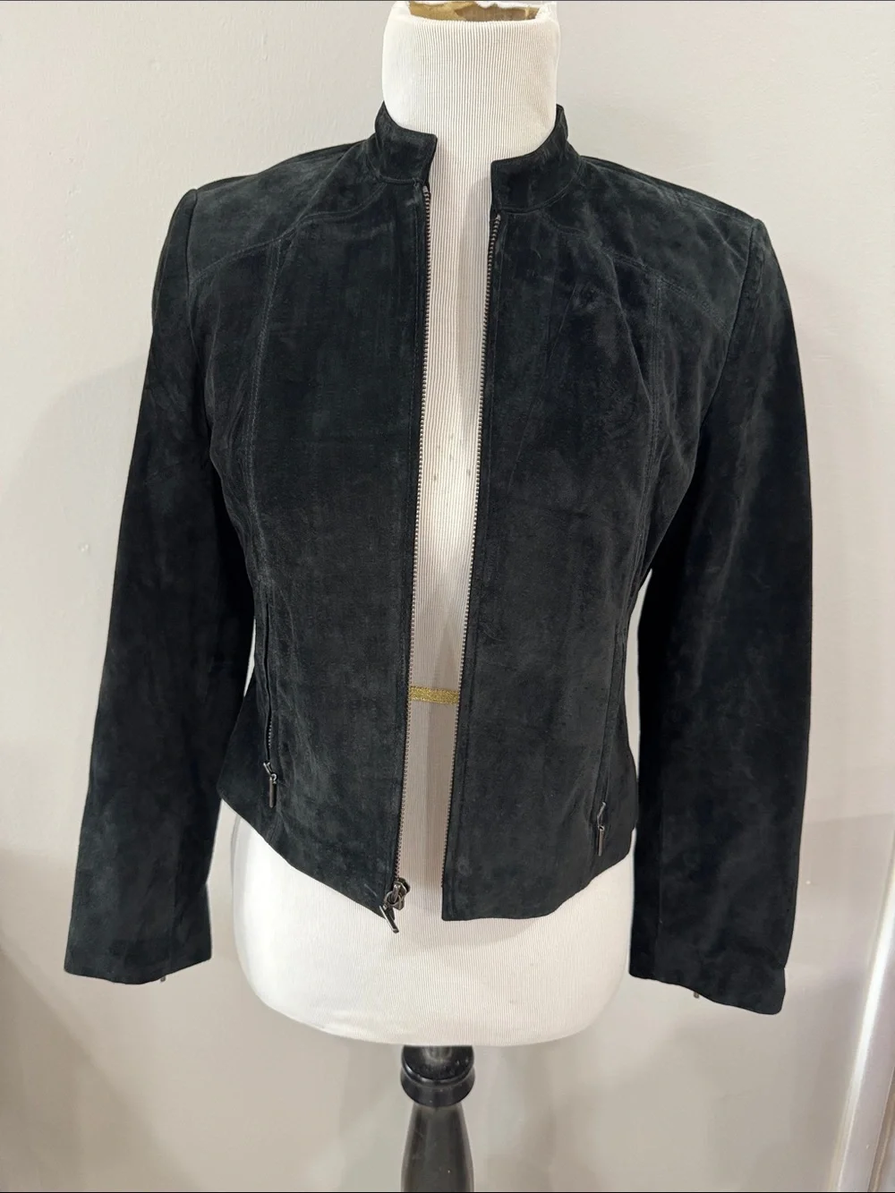 Vintage Valerie Stevens Black Suede Zip-Front Jacket 100% leather fitted classic